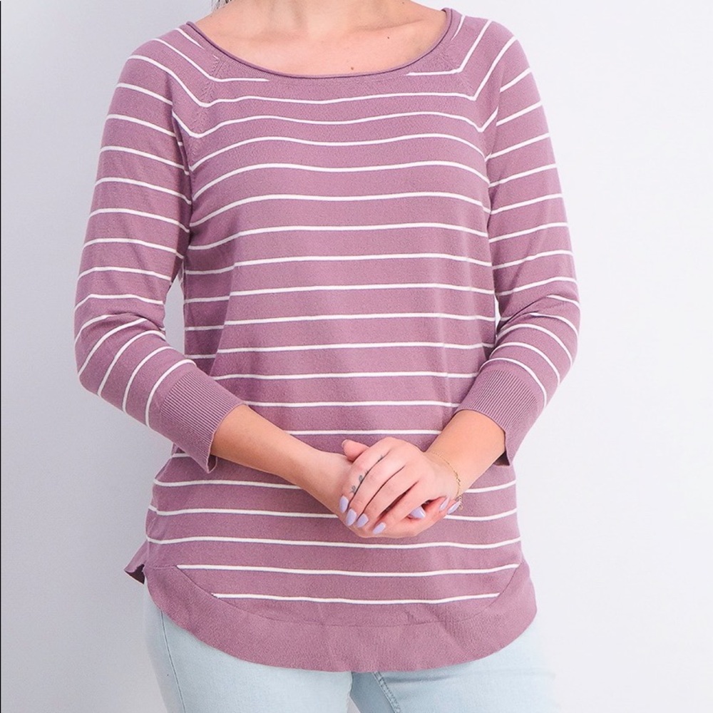 NWT Pink Clover Valencia Curved Hem Pullover sz M